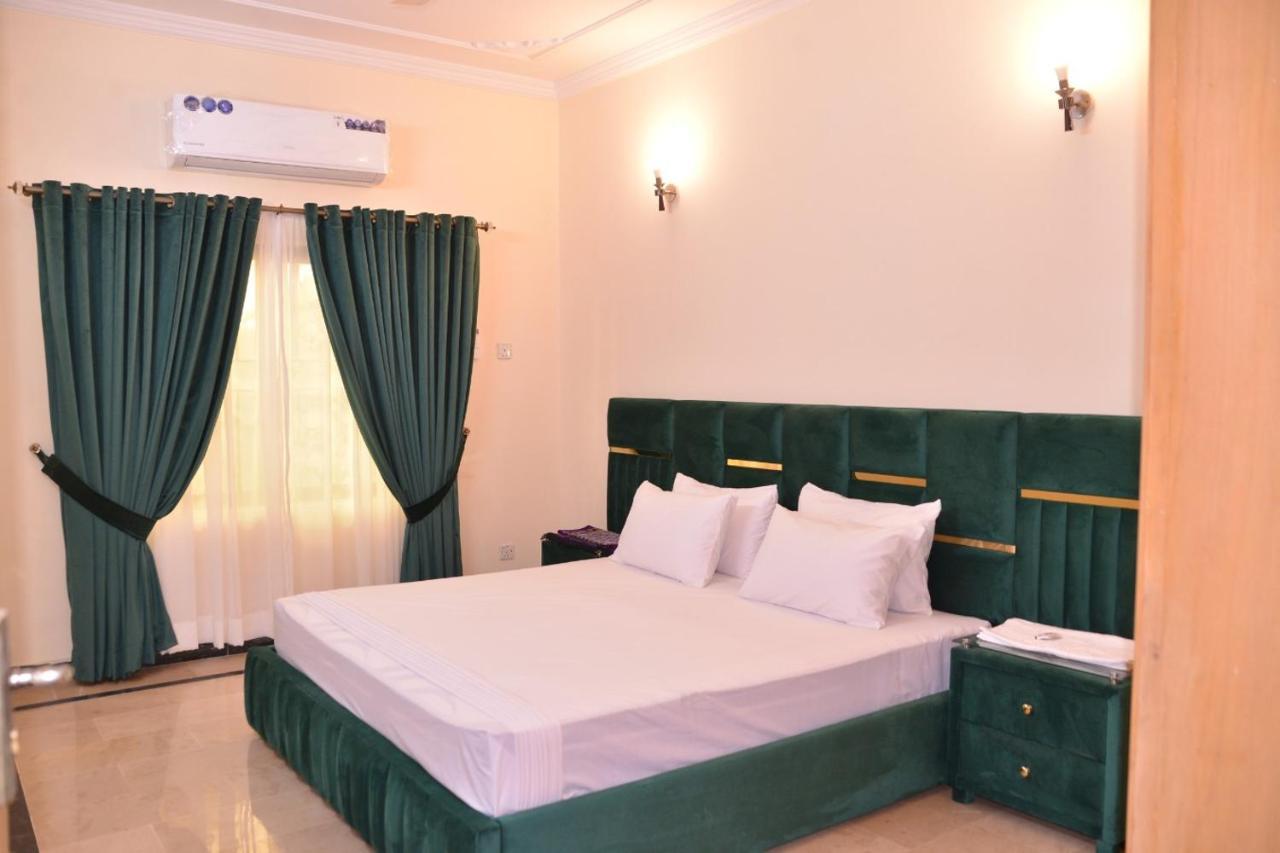 Redbury Guesthouse Islamabad Buitenkant foto